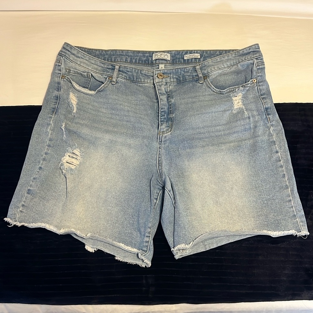 Sofia Jeans by Gabriella Bermuda Short